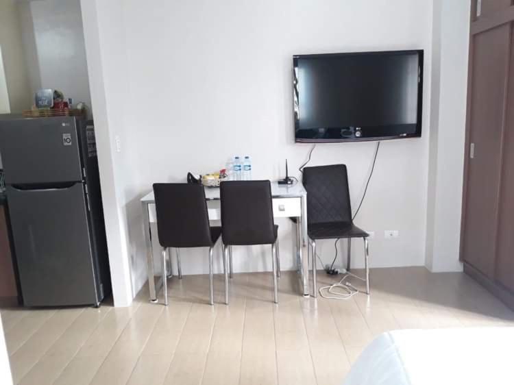 Zg-150Newport Apartment Manila Luaran gambar